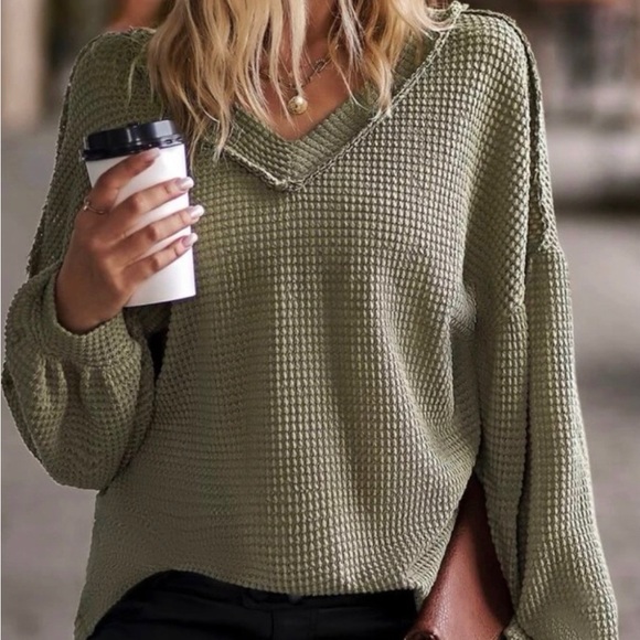 BOUTIQUE | Waffle Knit Top - Picture 3 of 5